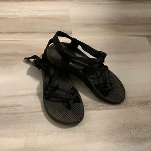 Black chacos